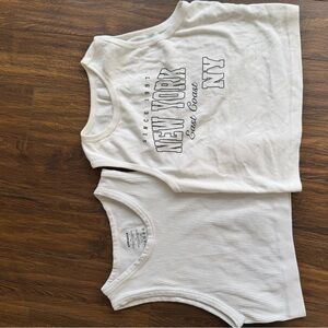 BUNDLE! White Sleeveless Tops - New York Print